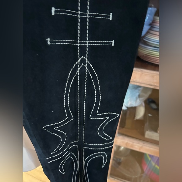 BEBE Boot-Cut Leather Trousers with Front Leg Split & White Stitching, Sz 10 - Picture 4 of 13